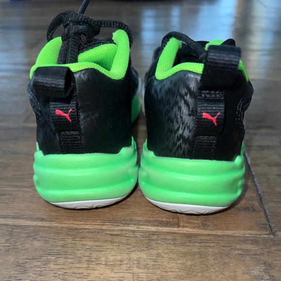 Kids Shoes - Picture 3 of 4